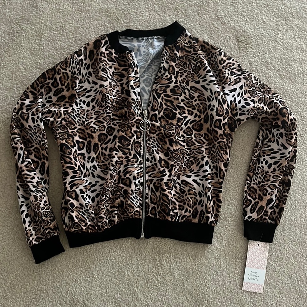 Animal print womens small